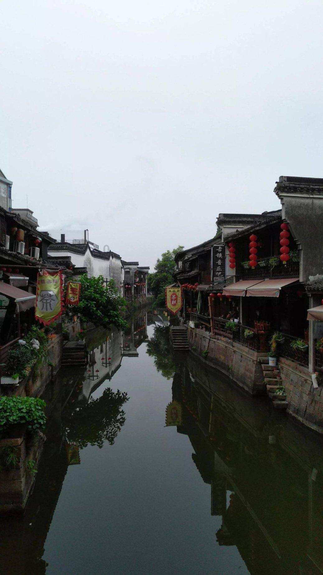 牧羊人连救六名山地越野赛选手,如何评价这位好心的大哥?- 专业有问必答平台